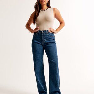 Abercrombie & Fitch Curve Love High-Rise 90s Relaxed Jean in Dark Blue